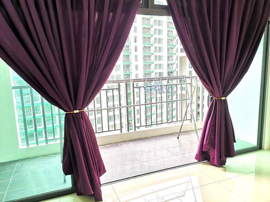 Apartment Yolo Budget Premium Facilities One Johor Bahru
