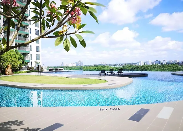 Yolo Budget Condo Premium Facilities One