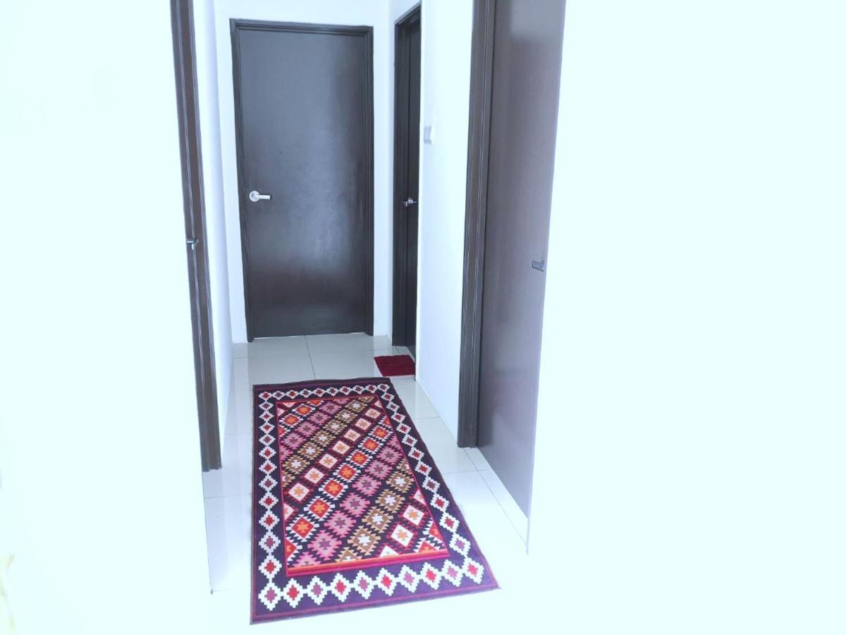 Apartment Yolo Budget Premium Facilities One Johor Bahru