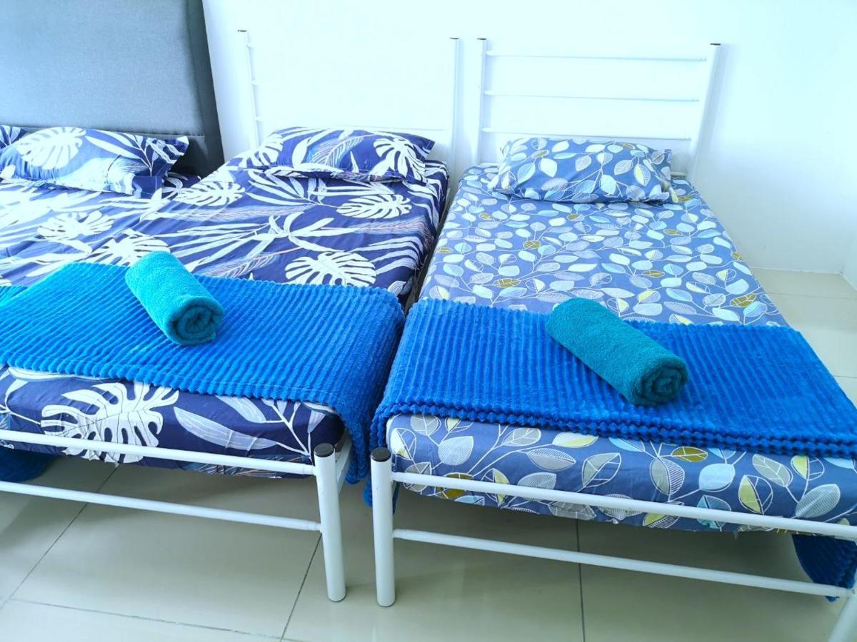 Yolo Budget Premium Facilities One Apartment *