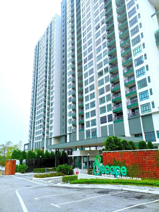 Yolo Budget Premium Facilities One Apartment *